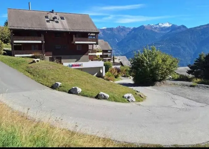 Grand à - Centre Thermal * Ovronnaz